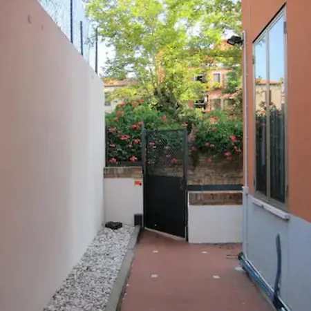 Apartamento Charming Flat With Terrace Over The Canal